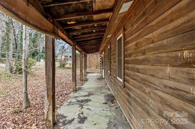 1936 Lakedell Drive, Charlotte, NC 28215