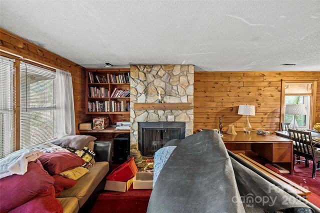 1936 Lakedell Drive, Charlotte, NC 28215