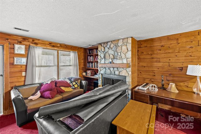 1936 Lakedell Drive, Charlotte, NC 28215