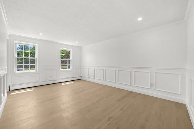 4 Elijah Hill Lane, Londonderry, NH 03053