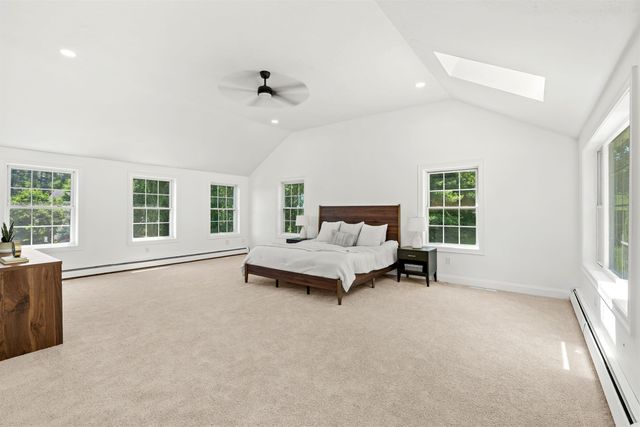 4 Elijah Hill Lane, Londonderry, NH 03053