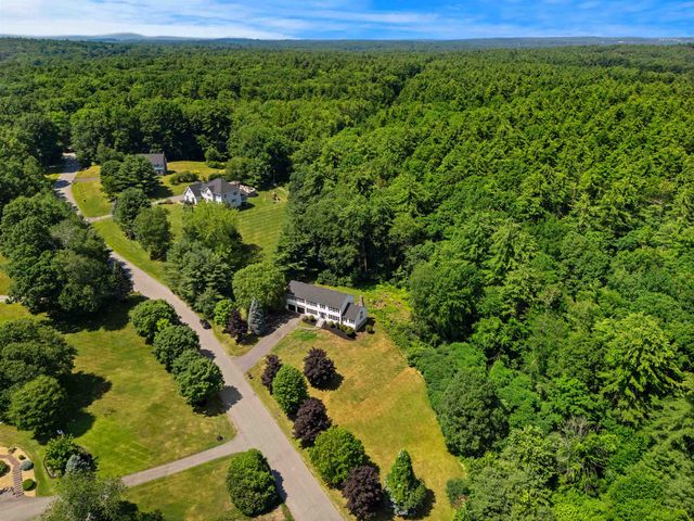 4 Elijah Hill Lane, Londonderry, NH 03053
