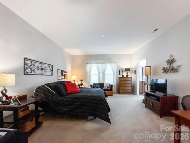 2005 Yellow Daisy Drive, Matthews, NC 28104