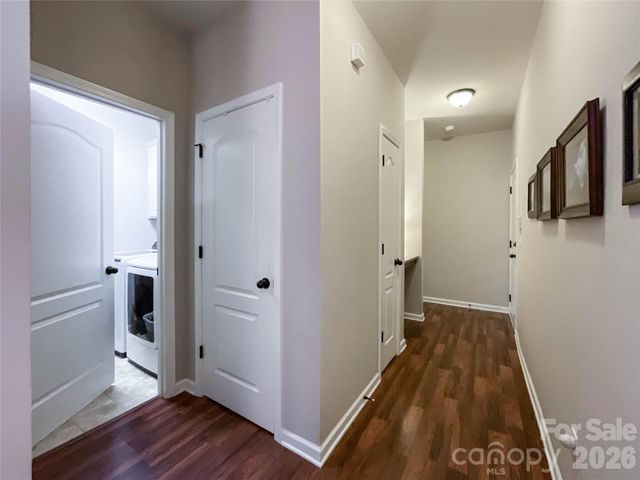2005 Yellow Daisy Drive, Matthews, NC 28104