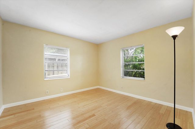 5432 NE 4th Terrace, Oakland Park, FL 33334