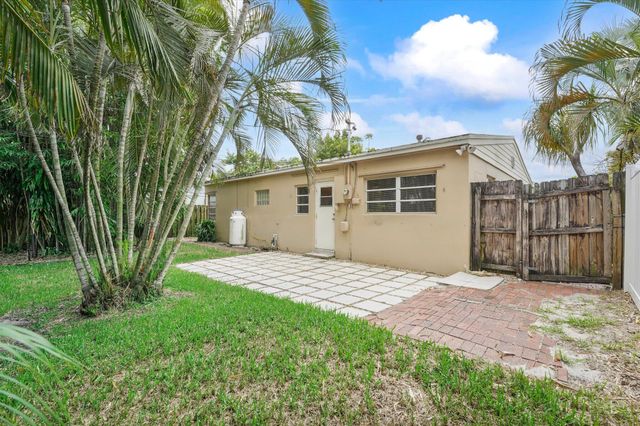 5432 NE 4th Terrace, Oakland Park, FL 33334