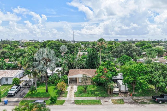 5432 NE 4th Terrace, Oakland Park, FL 33334