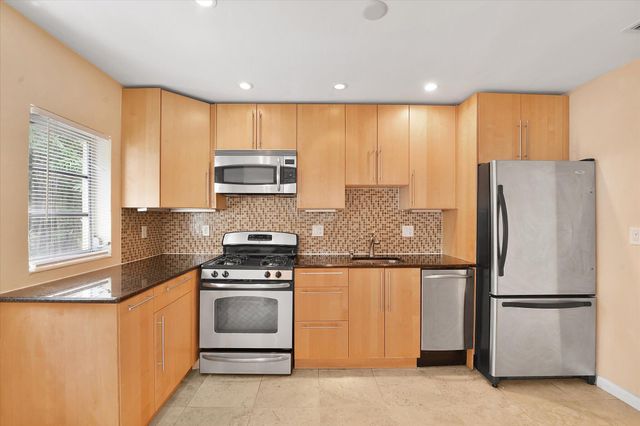 5432 NE 4th Terrace, Oakland Park, FL 33334