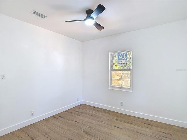 402 E VIRGINIA AVENUE, Tampa, FL 33603