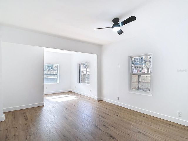 402 E VIRGINIA AVENUE, Tampa, FL 33603