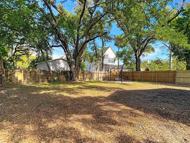 402 E VIRGINIA AVENUE, Tampa, FL 33603