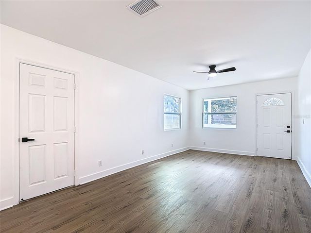 402 E VIRGINIA AVENUE, Tampa, FL 33603