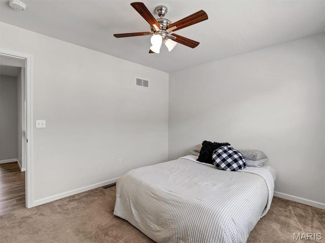 90 San Marino Parkway, Fenton, MO 63026