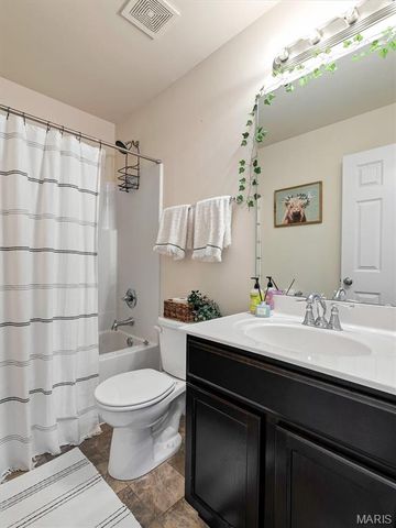 90 San Marino Parkway, Fenton, MO 63026