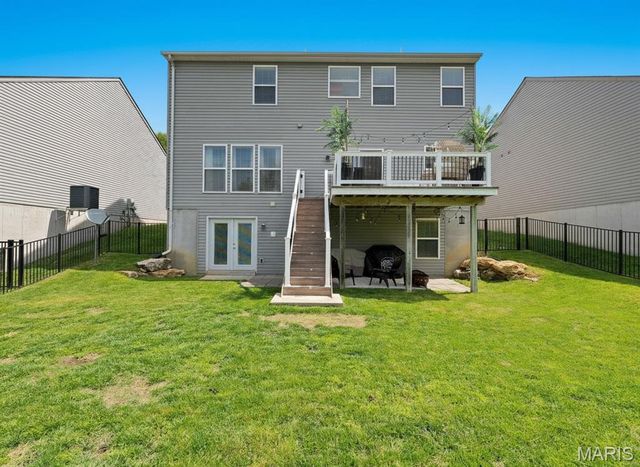 90 San Marino Parkway, Fenton, MO 63026