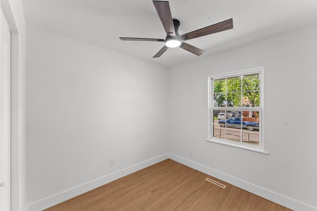 3345 W Garfield Street, Davenport, IA 52804