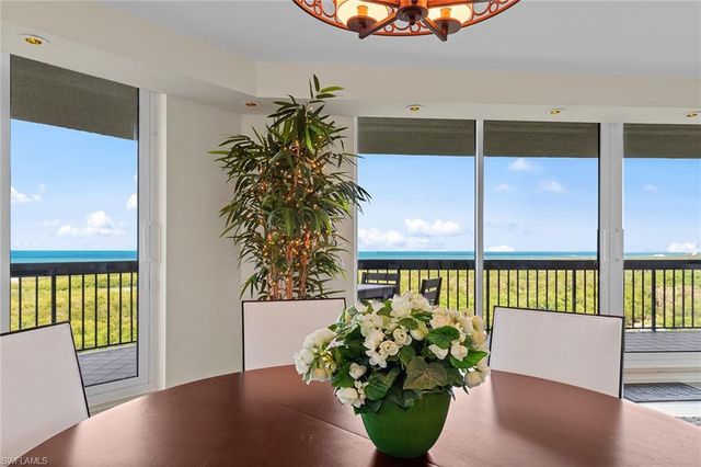 6001 Pelican Bay BLVD 802, Naples, FL 34108