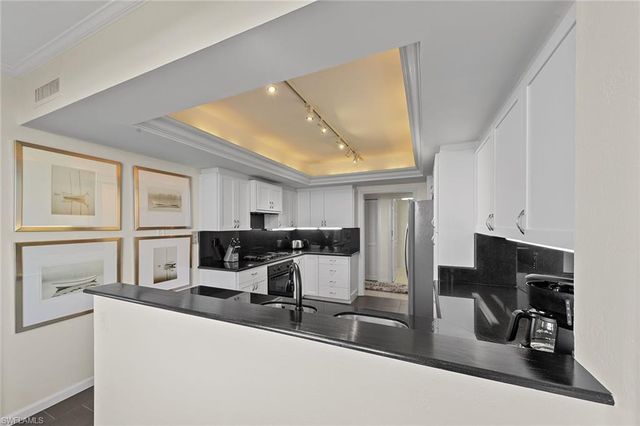 6001 Pelican Bay BLVD 802, Naples, FL 34108