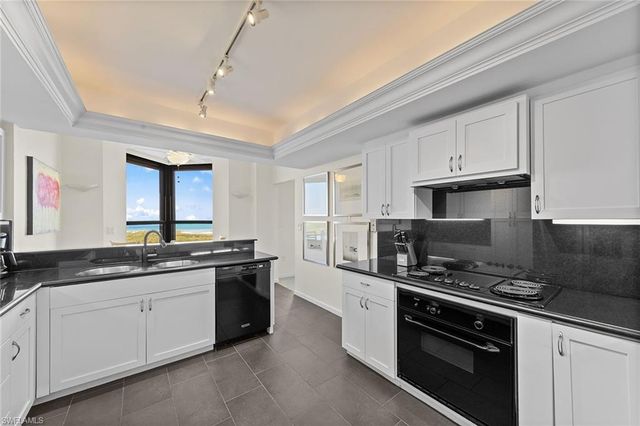 6001 Pelican Bay BLVD 802, Naples, FL 34108