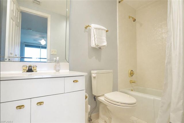 6001 Pelican Bay BLVD 802, Naples, FL 34108