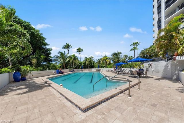 6001 Pelican Bay BLVD 802, Naples, FL 34108