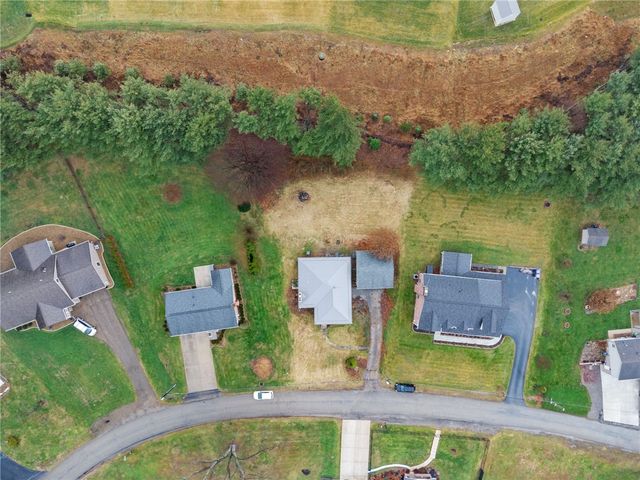 654 Hughes Dr, Buffalo Twp, PA 16229