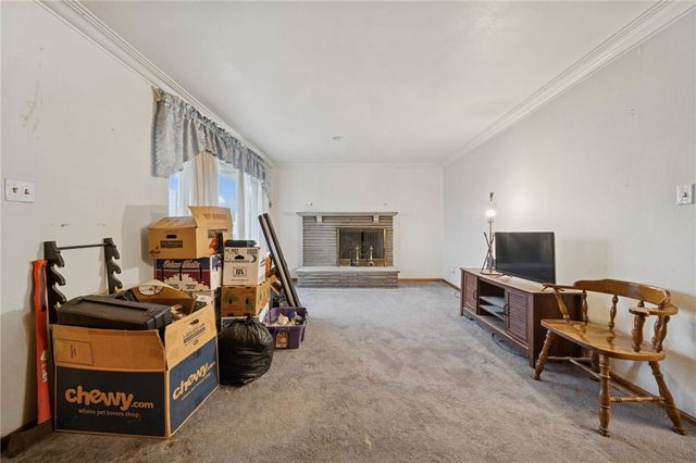 654 Hughes Dr, Buffalo Twp, PA 16229