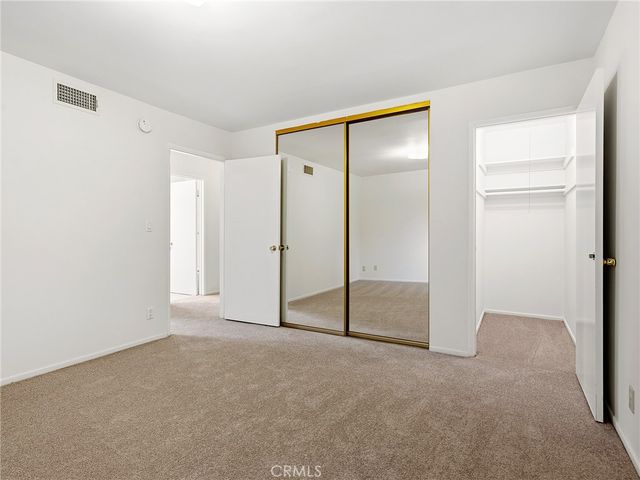11138 Aqua Vista Street 18, Studio City, CA 91602