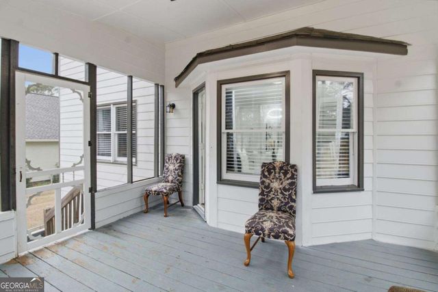 1144 Lakeview Road, Grayson, GA 30017