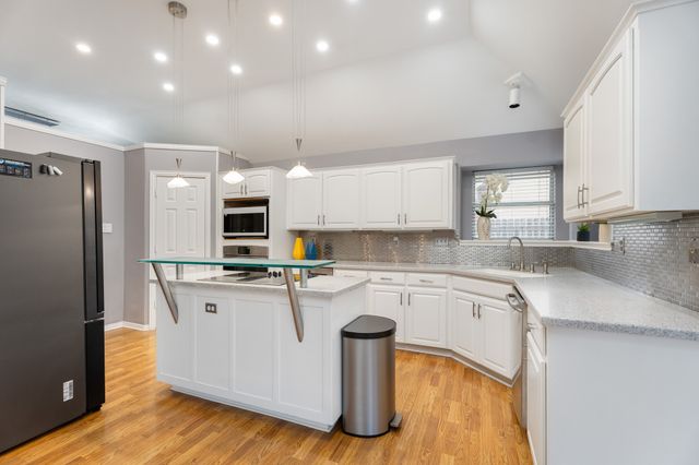 409 Bryce Lane, Arlington, TX 76013