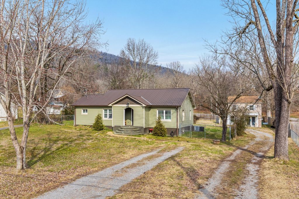 3719 Kellys Ferry Road, Chattanooga, TN 37419