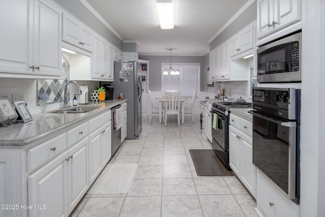 202 Forest Drive, Clinton, NC 28328