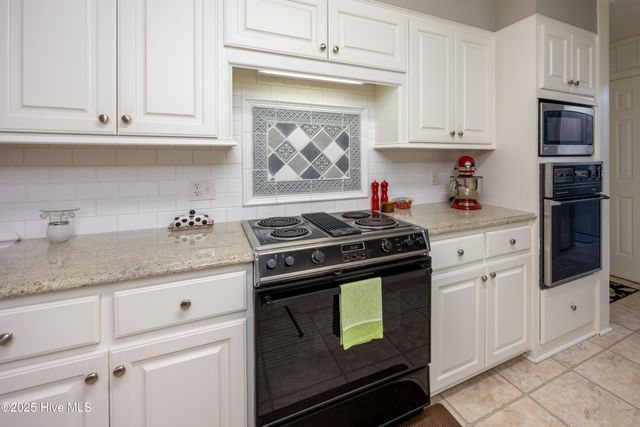 202 Forest Drive, Clinton, NC 28328