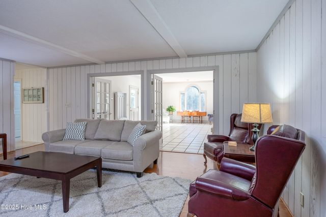 202 Forest Drive, Clinton, NC 28328