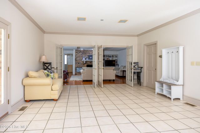 202 Forest Drive, Clinton, NC 28328