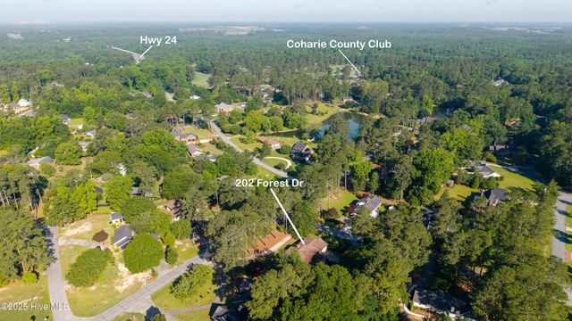 202 Forest Drive, Clinton, NC 28328