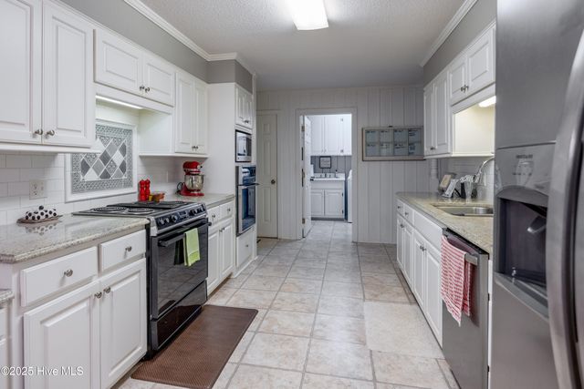 202 Forest Drive, Clinton, NC 28328