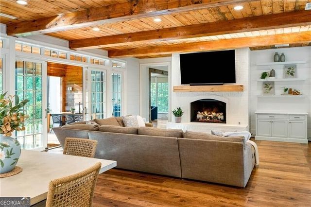 5360 Lake Forrest Drive, Atlanta, GA 30342