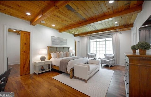 5360 Lake Forrest Drive, Atlanta, GA 30342