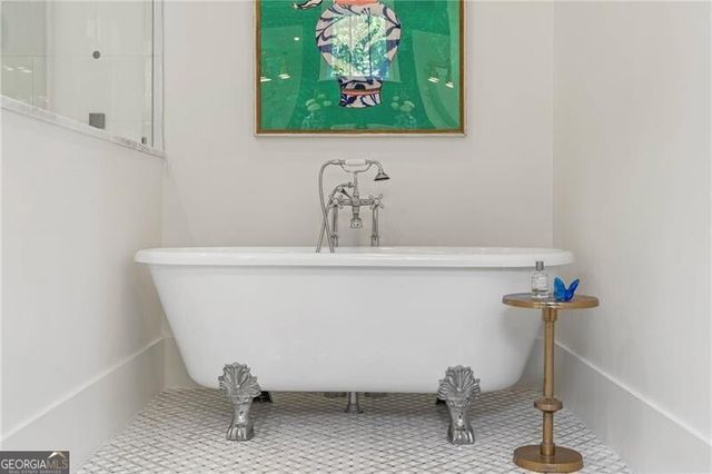 5360 Lake Forrest Drive, Atlanta, GA 30342