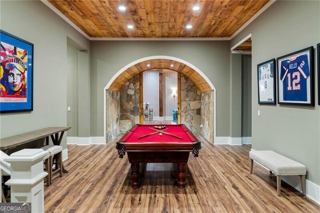 5360 Lake Forrest Drive, Atlanta, GA 30342