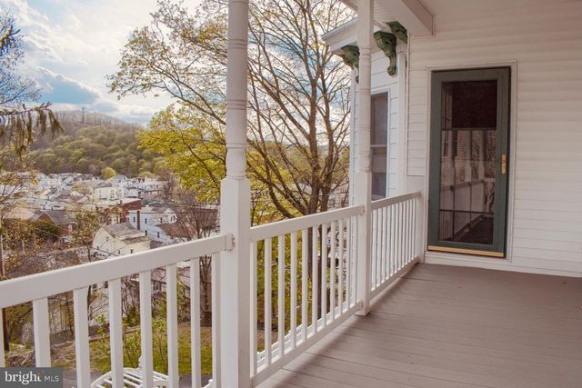 711 CLAY ST, Shamokin, PA 17872