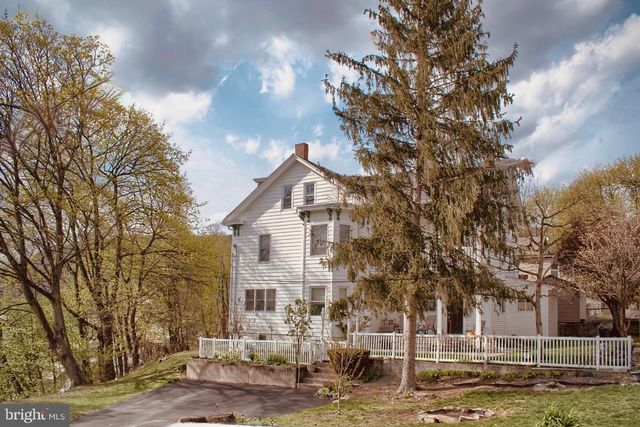 711 CLAY ST, Shamokin, PA 17872