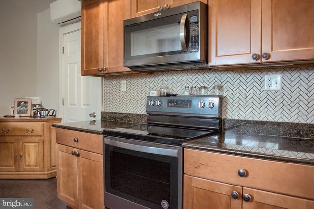 711 CLAY ST, Shamokin, PA 17872