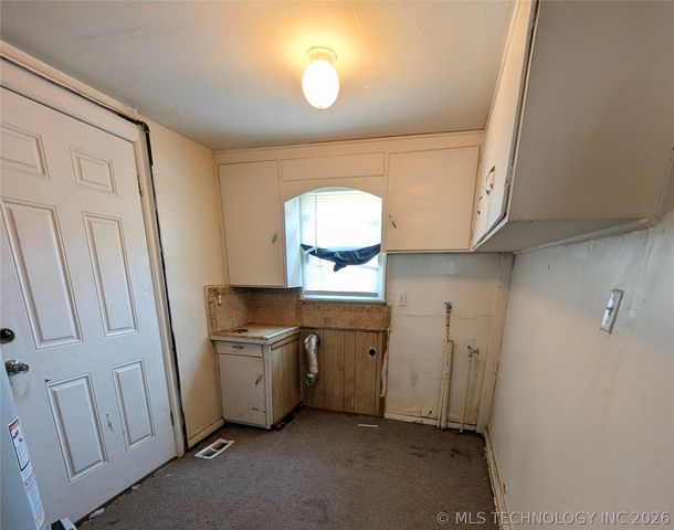 701 N Grant Avenue, Sand Springs, OK 74063