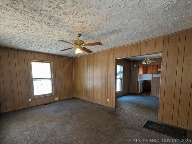 701 N Grant Avenue, Sand Springs, OK 74063