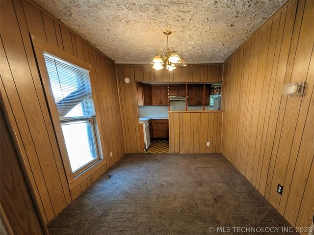 701 N Grant Avenue, Sand Springs, OK 74063