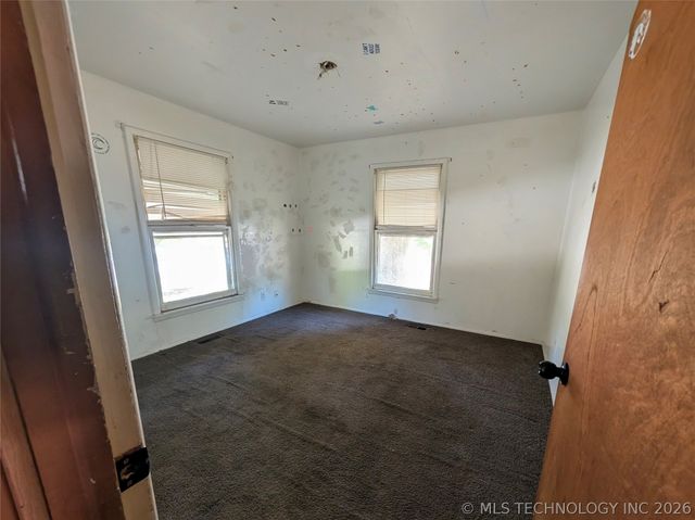 701 N Grant Avenue, Sand Springs, OK 74063