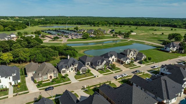 13924 E Riviera Drive, Fort Worth, TX 76028