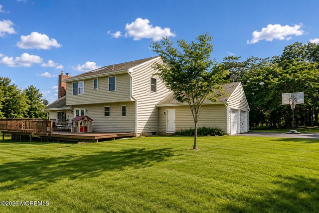 73 Hillsdale Road, Colts Neck, NJ 07722